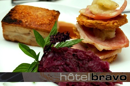 Visit Brisbane: Two-Course Delicious Gourmet Lunch or Dinner