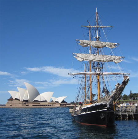 GoDo coupons: 2-hr Sydney Tall Ship Champagne BBQ Brunch Cruise